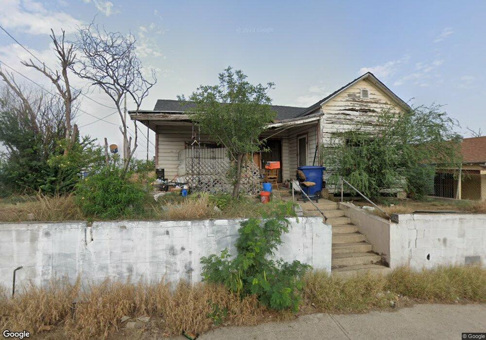 2302 Springfield Ave, Laredo, TX 78040 - photo 1