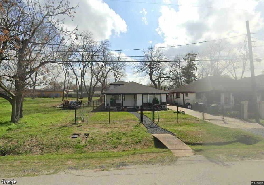 1012 Firnat St, Houston, TX 77022 - photo 1