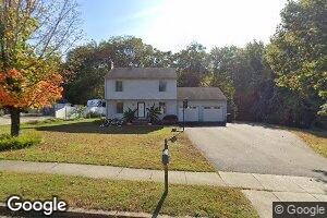 201 Judson Ave, Mystic, CT 06355