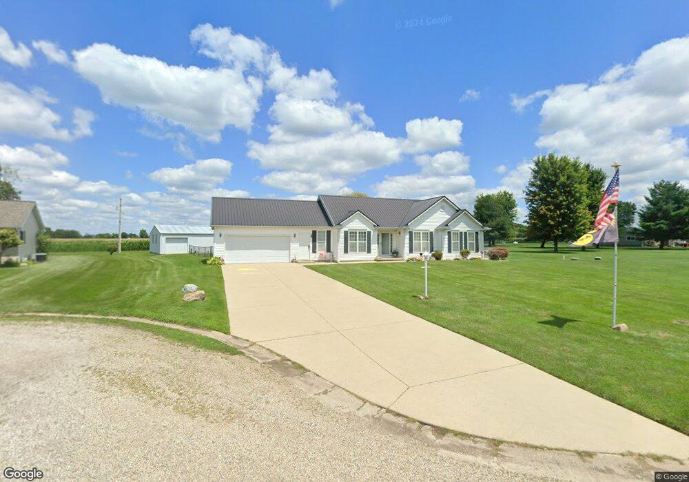 9792 E Bloomfield Hills Dr, Effingham, IL 62401 - photo 1