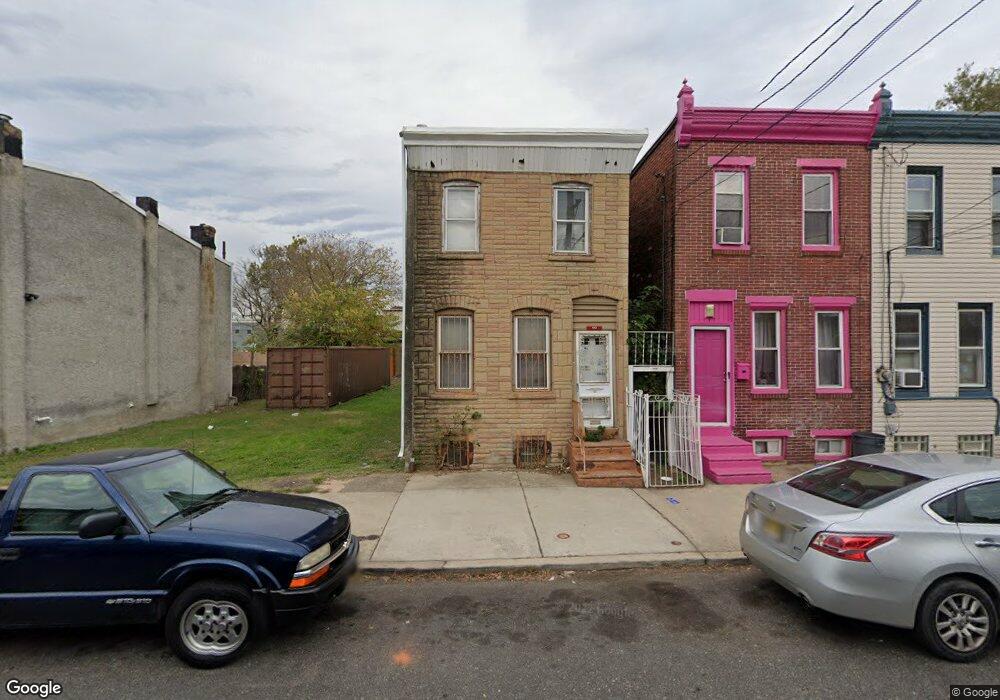 443 Mechanic St, Camden, NJ 08104 - photo 1