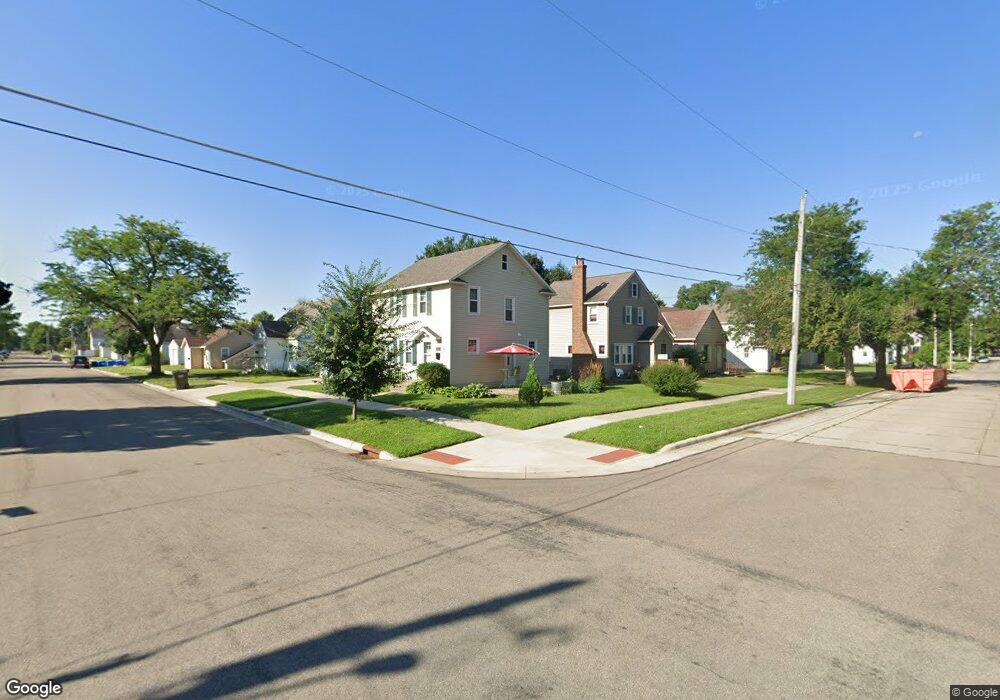 300 10th St SW, Austin, MN 55912 - photo 1