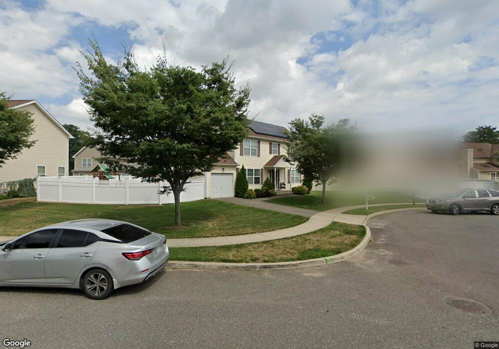 897 Ossipee Ct, West Hempstead, NY 11552 - photo 1