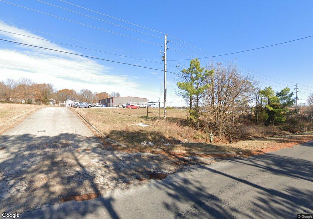 1902 Woodridge Dr, Harrison, AR 72601 - photo 1