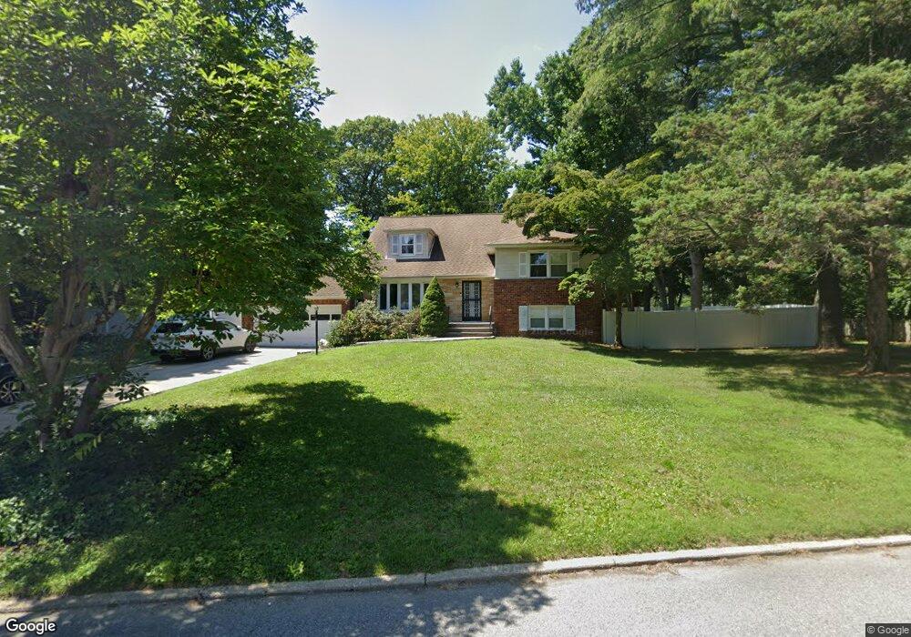 2 Hook Gate, Glen Cove, NY 11542 - photo 1