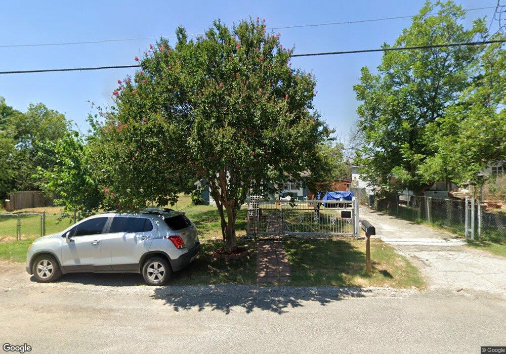 1523 W Lawndale Dr, San Antonio, TX 78209 - photo 1