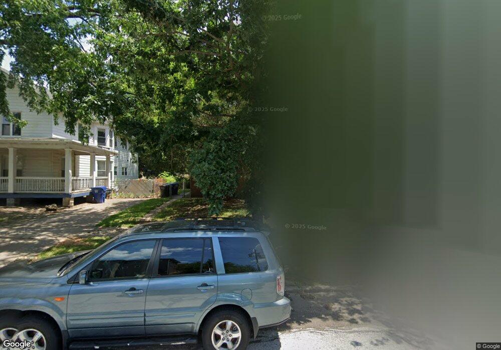 721 N Perry St, Davenport, IA 52803 - photo 1