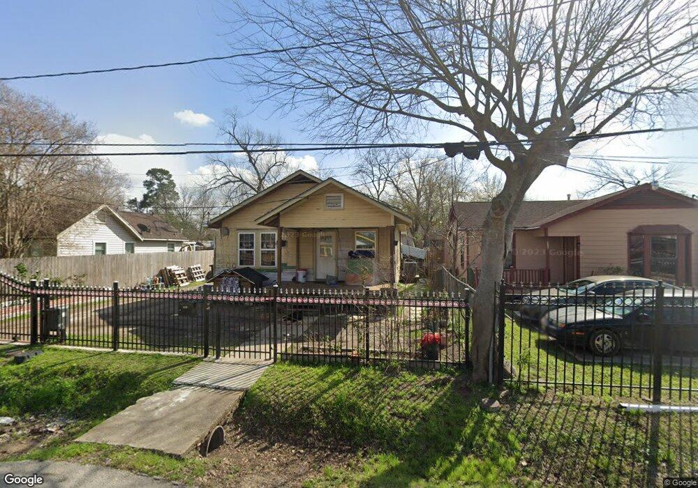 420 Frisco St, Houston, TX 77022 - photo 1