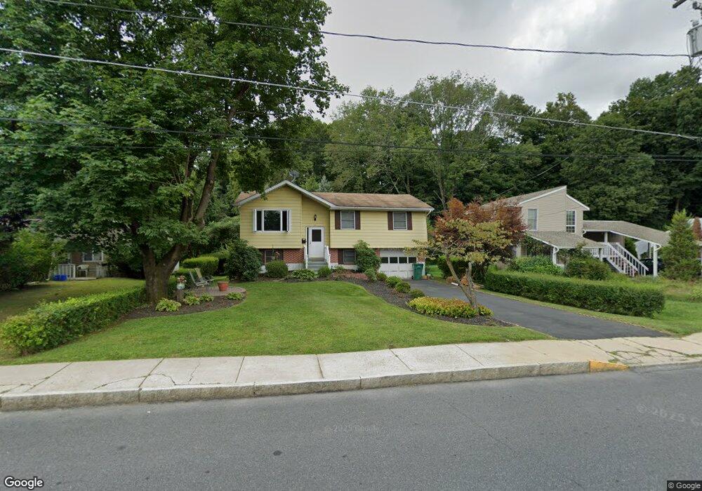 81 N 3rd St, Stroudsburg, PA 18360 - photo 1