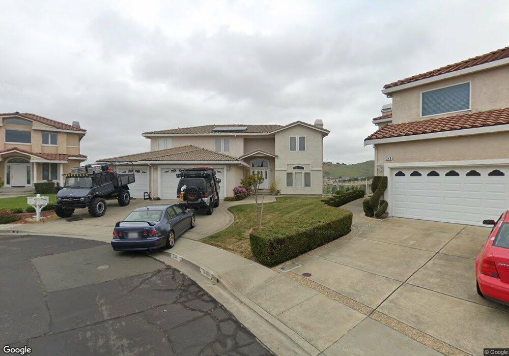 255 Torrey Pines Ct, Vallejo, CA 94591 - photo 1