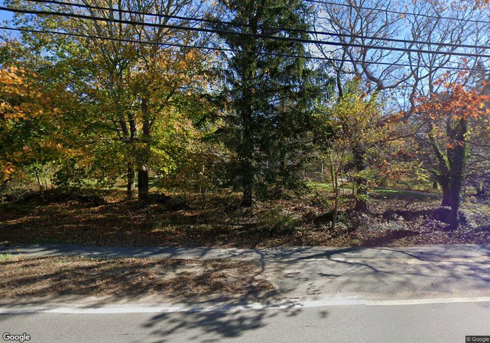 654 State Rd, Vineyard Haven, MA 02568 - photo 1