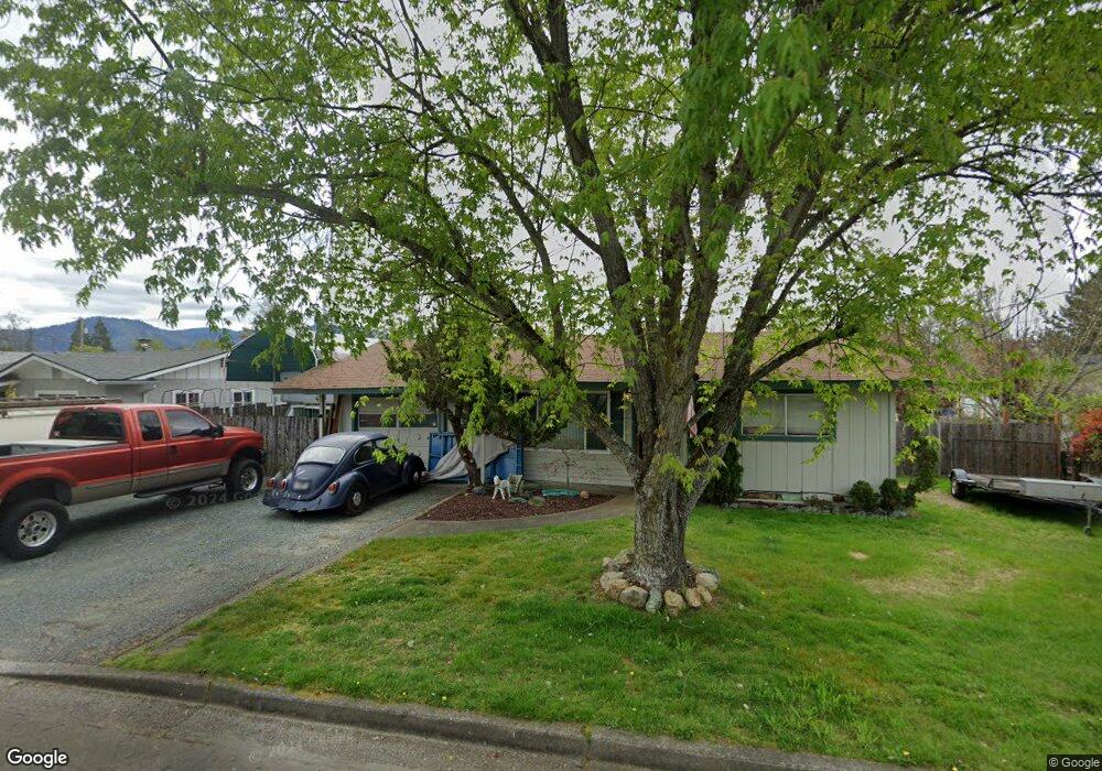 1321 SW Jordan St, Grants Pass, OR 97526 - photo 1