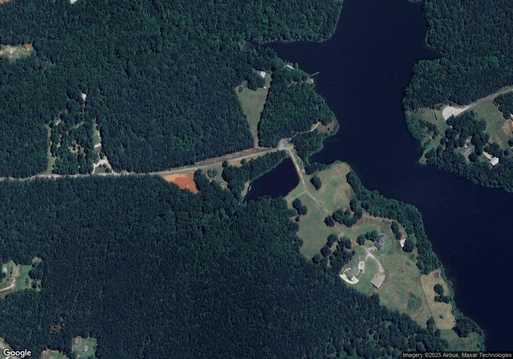 1055 Mocassin Gap Rd, Locust Grove, GA 30248 - photo 1