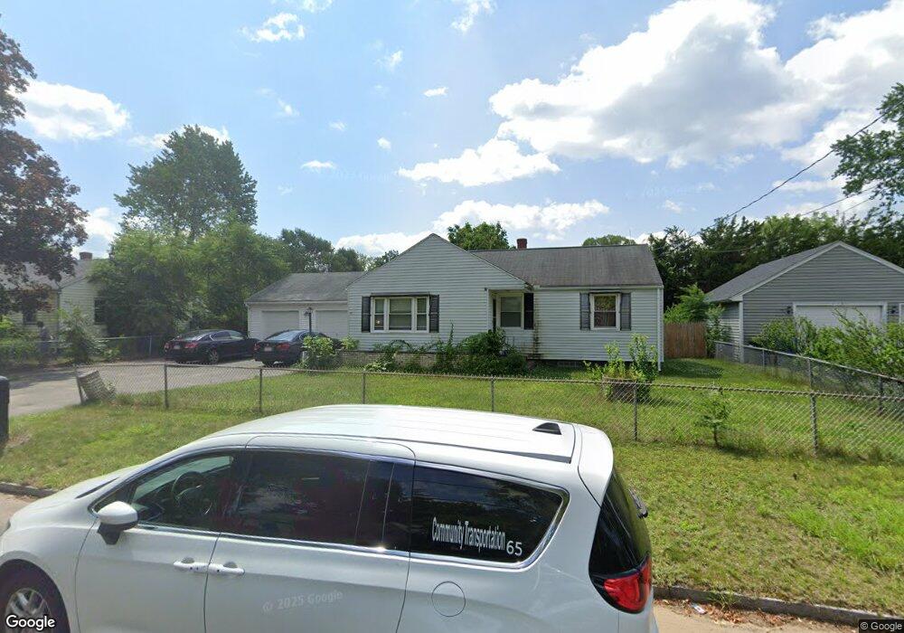 97 Cherokee Dr, Springfield, MA 01109 - photo 1