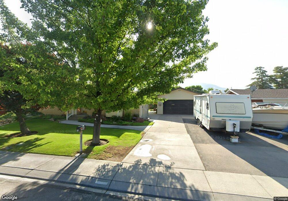 11831 S 1900 W, Riverton, UT 84065 - photo 1