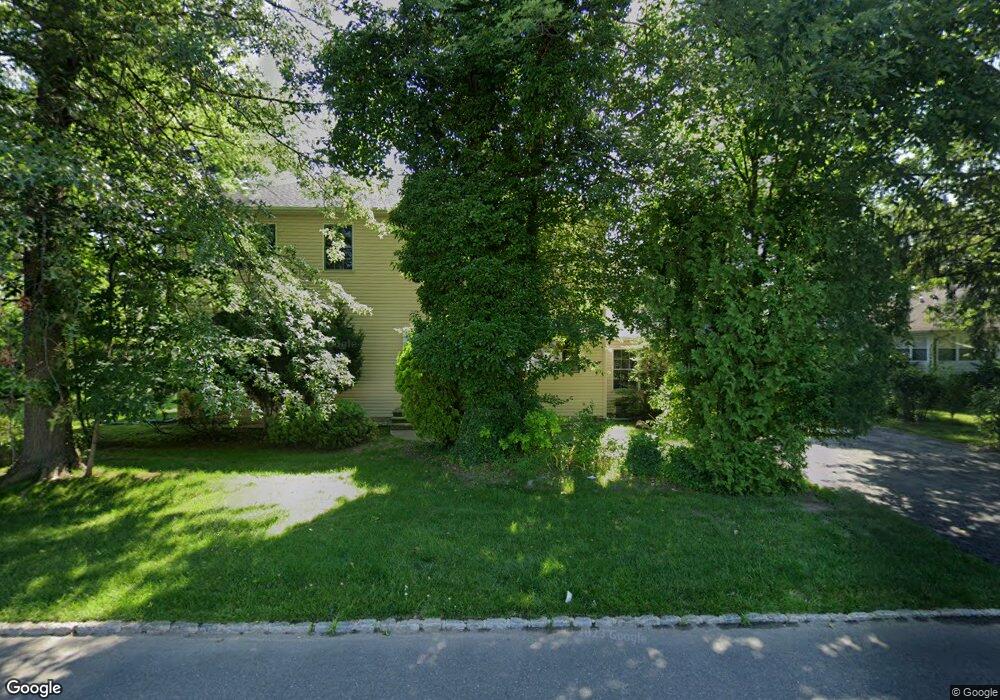 4 Hawthorne Dr, New Providence, NJ 07974 - photo 1