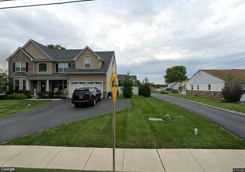 1336 Colwell Ln unit B, Conshohocken, PA 19428 - photo 1