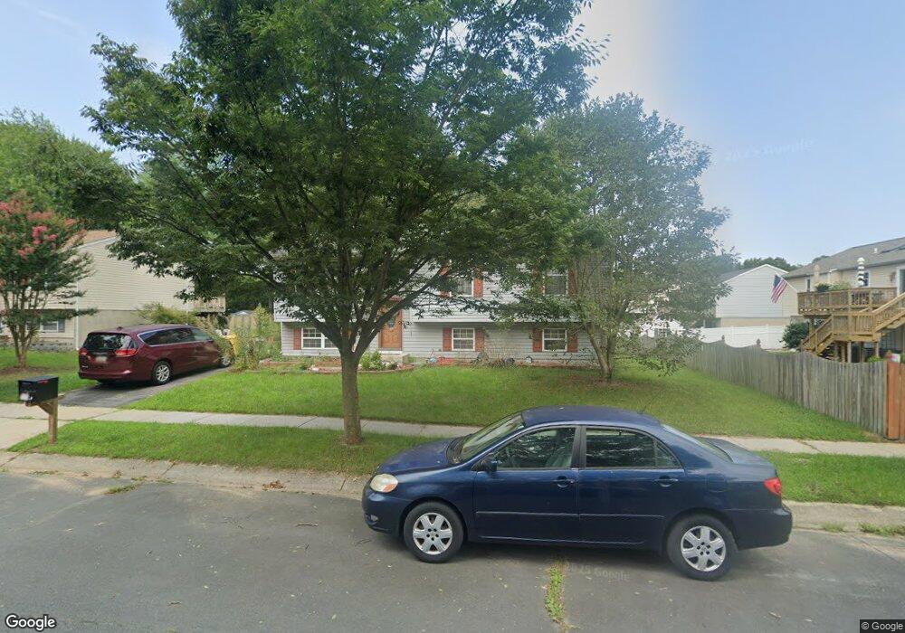 8126 Santa fe Dr, Severn, MD 21144 - photo 1