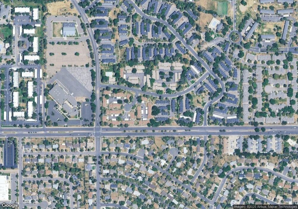 212 S Newark Cir, Aurora, CO 80012 - photo 1