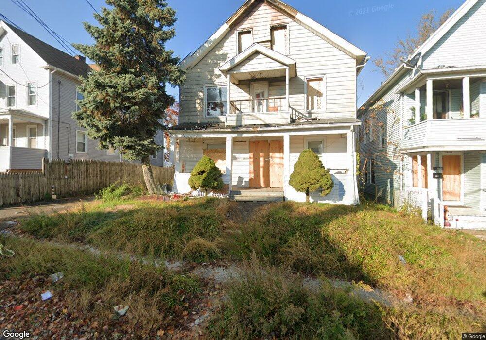 174 Beacon Ave, New Haven, CT 06512 - photo 1