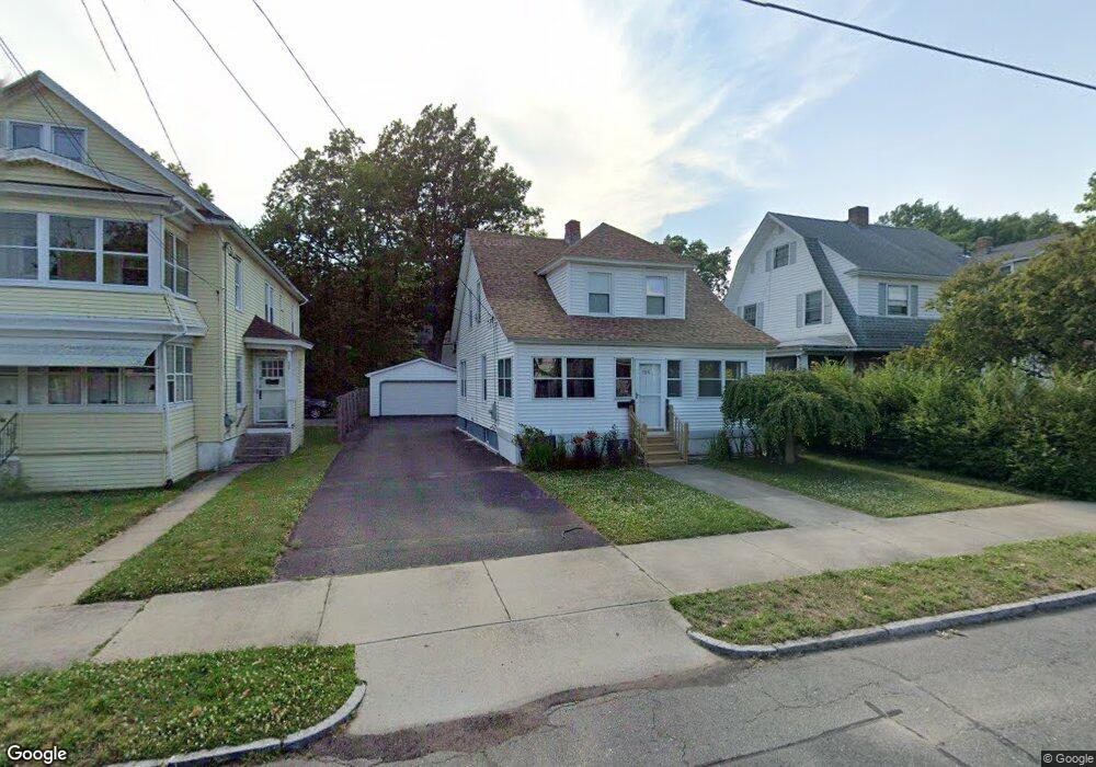 106 W Alvord St, Springfield, MA 01108 - photo 1