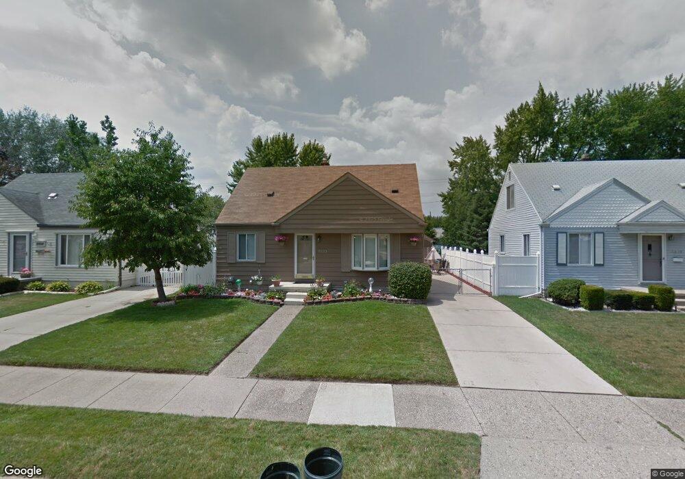 25151 Cole St, Roseville, MI 48066 - photo 1