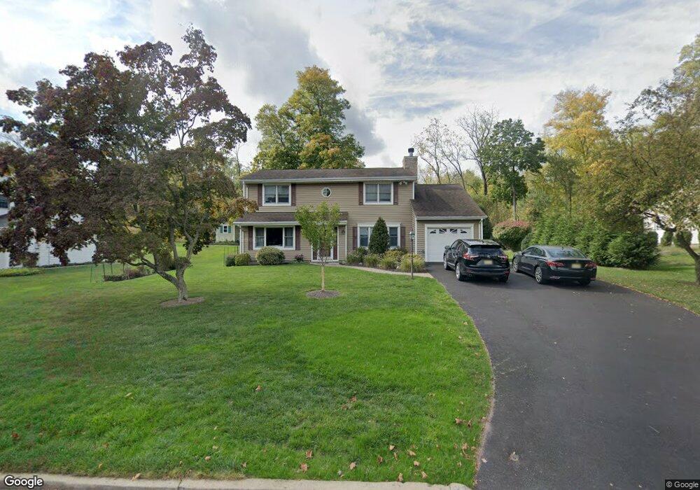 17 Honeyman Dr, Flemington, NJ 08822 - photo 1