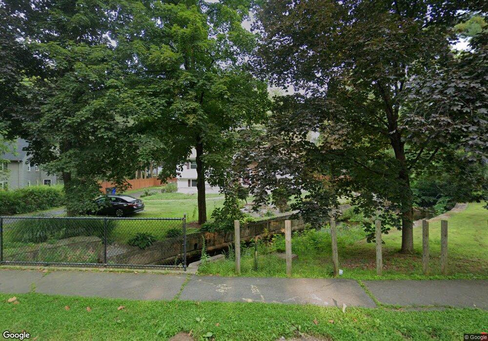 885 Mountain Rd, West Hartford, CT 06117 - photo 1