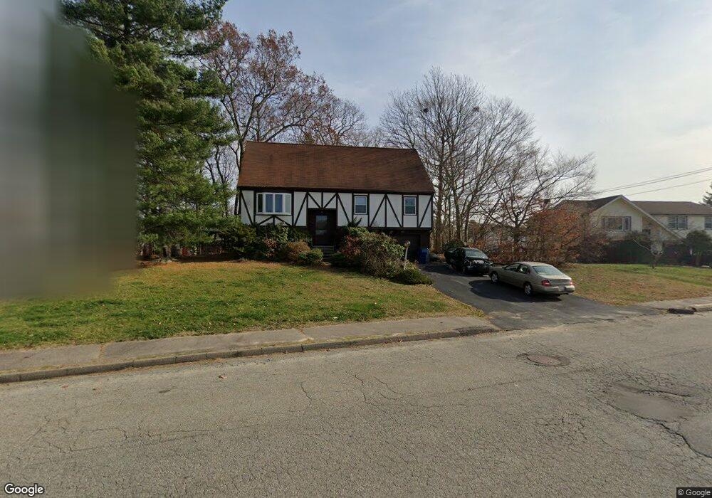 129 Bittersweet Ln, Randolph, MA 02368 - photo 1