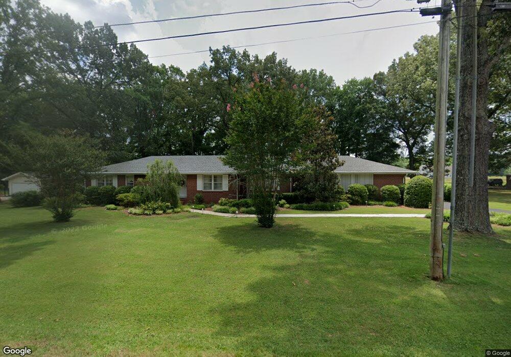 582 Stillwood Dr, Manchester, TN 37355 - photo 1