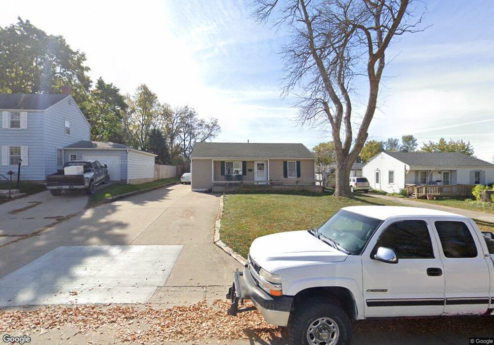 2005 S 3rd Ave E, Newton, IA 50208 - photo 1