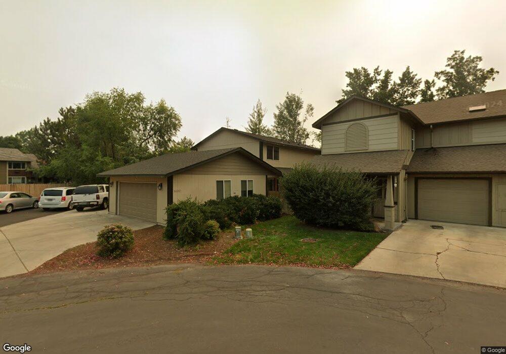1632 NE Lotus Dr, Bend, OR 97701 - photo 1