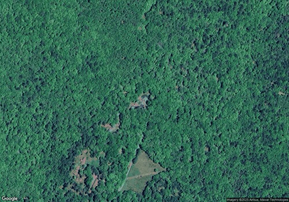 124 Deweys Dr, Dingmans Ferry, PA 18328 - photo 1