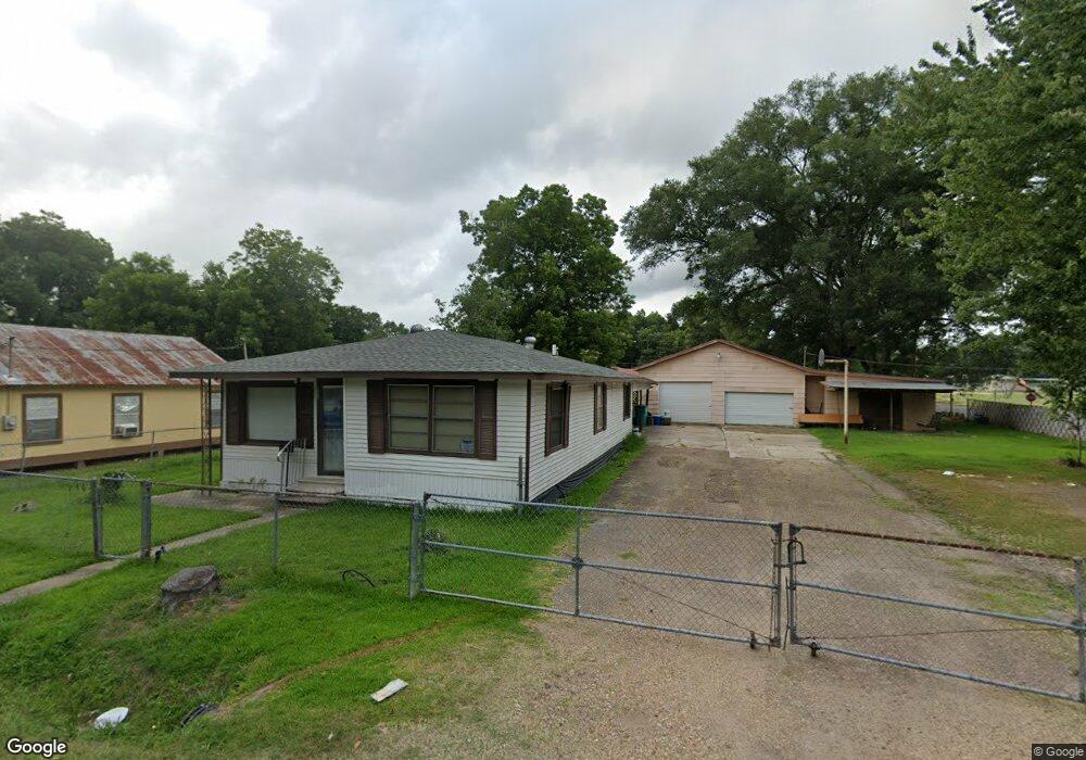 440 Kyries Hebert St, Eunice, LA 70535 - photo 1