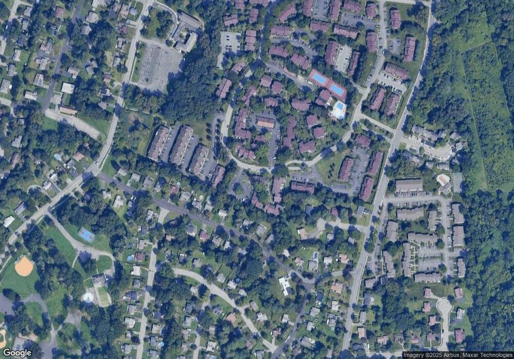 2505 Fox Ln unit 2505, Poughkeepsie, NY 12603 - photo 1