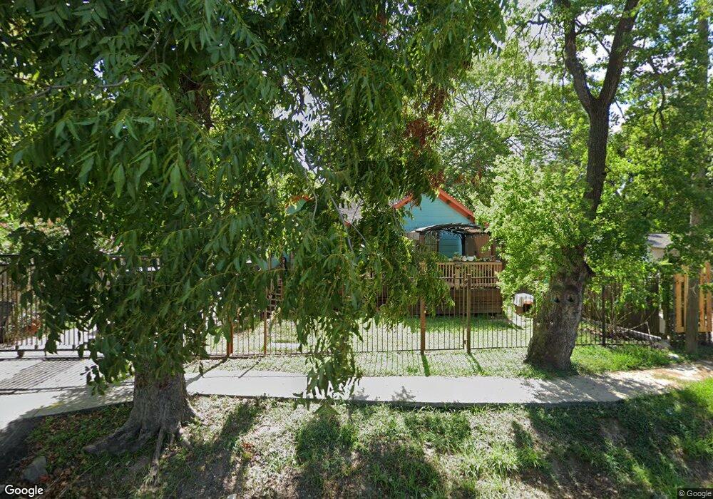 3910 Russell St, Houston, TX 77026 - photo 1