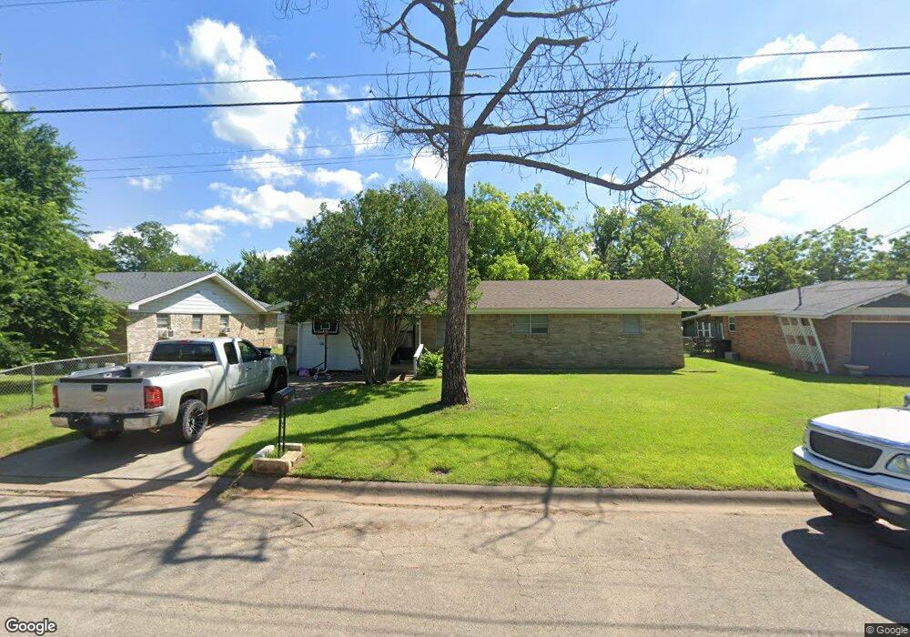 316 Stroud St, Cleburne, TX 76033 - photo 1
