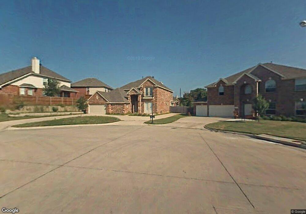 925 Rock Ridge Ct, Hurst, TX 76053 - photo 1