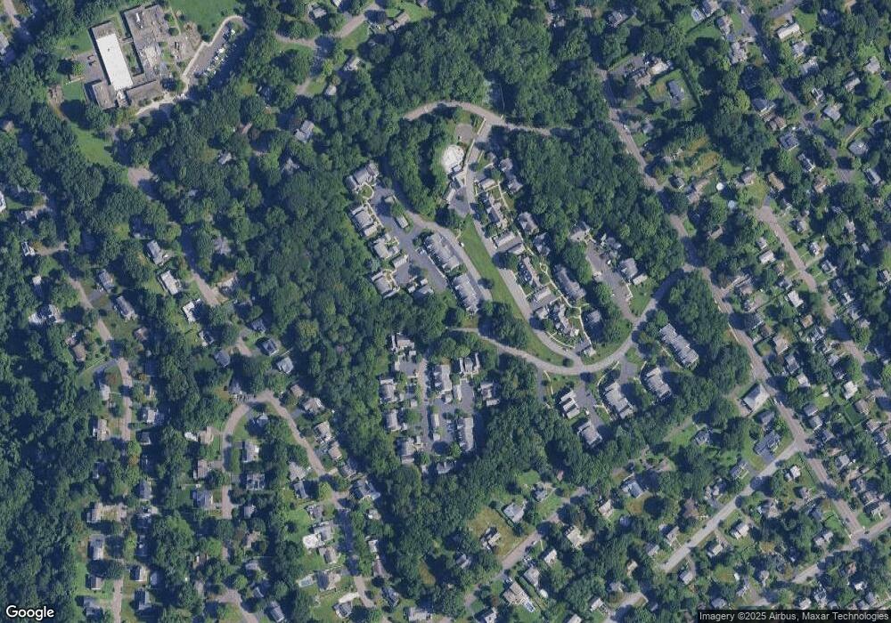 58 Gate Ridge Rd, Fairfield, CT 06825 - photo 1