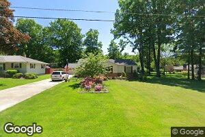 12 Deeringwood Dr, New Middletown, OH 44442
