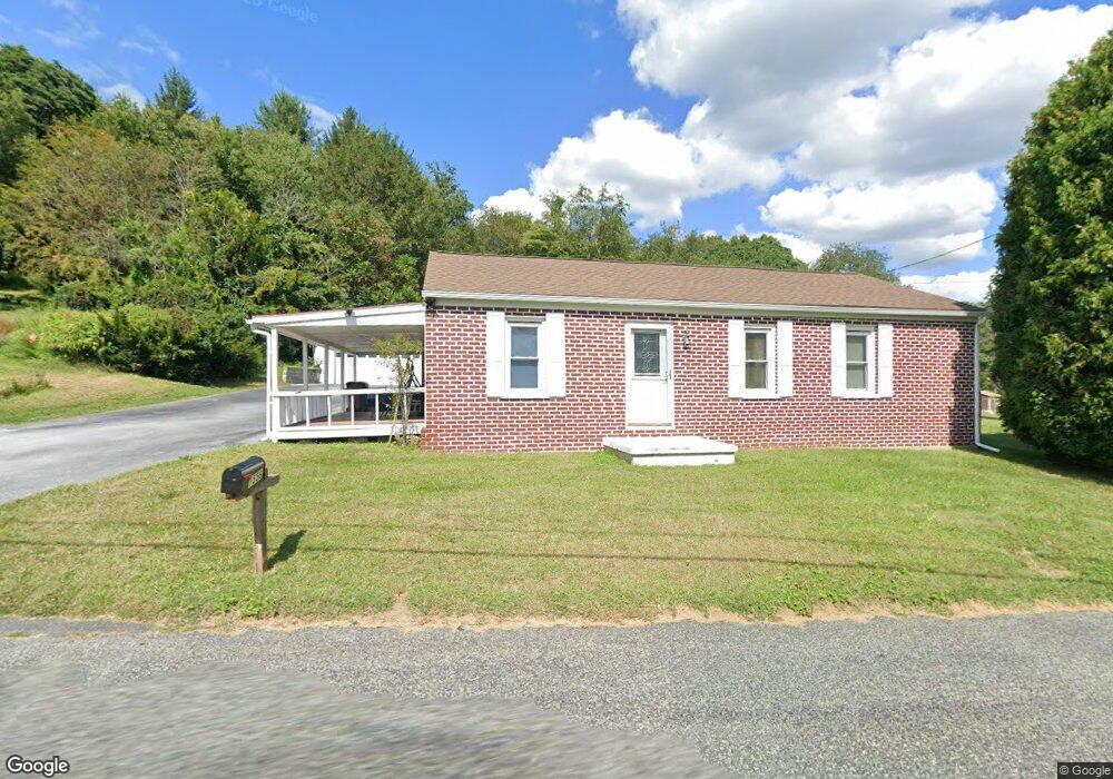 1556 Orchard Ln, Boyertown, PA 19512 - photo 1