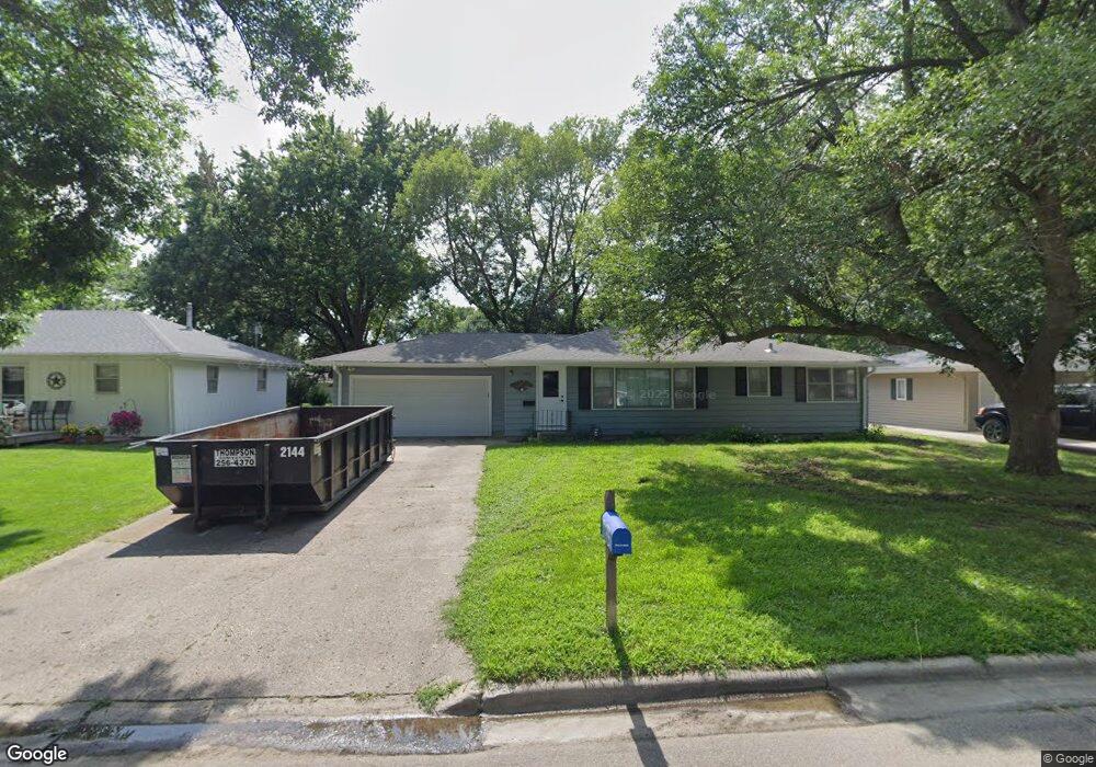 1106 Pinehill Dr, Albert Lea, MN 56007 - photo 1