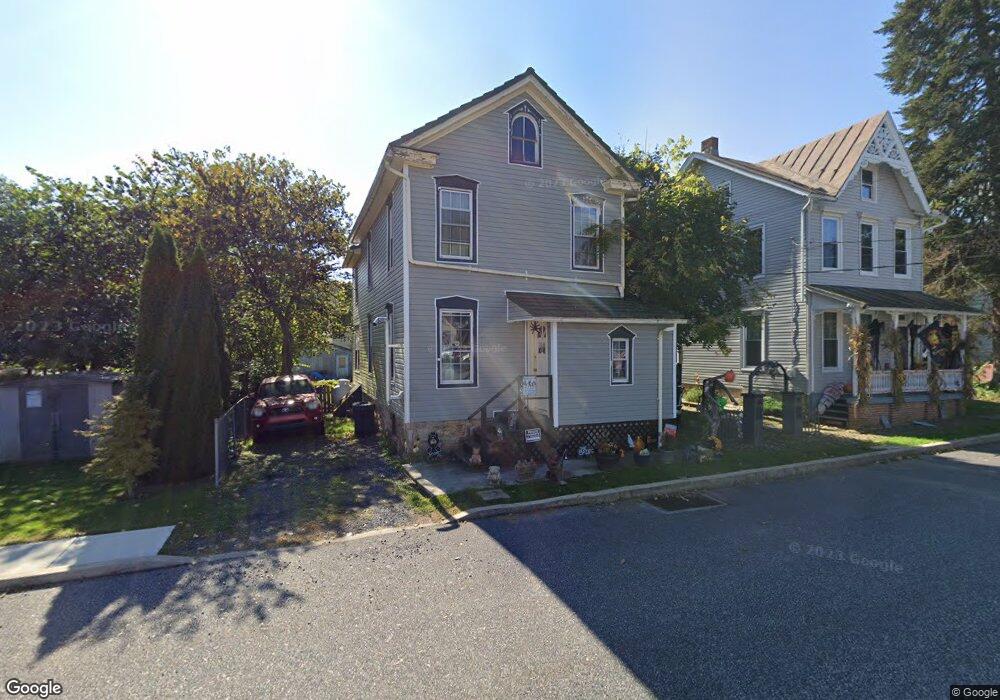 107 W Mcclure St, New Bloomfield, PA 17068 - photo 1