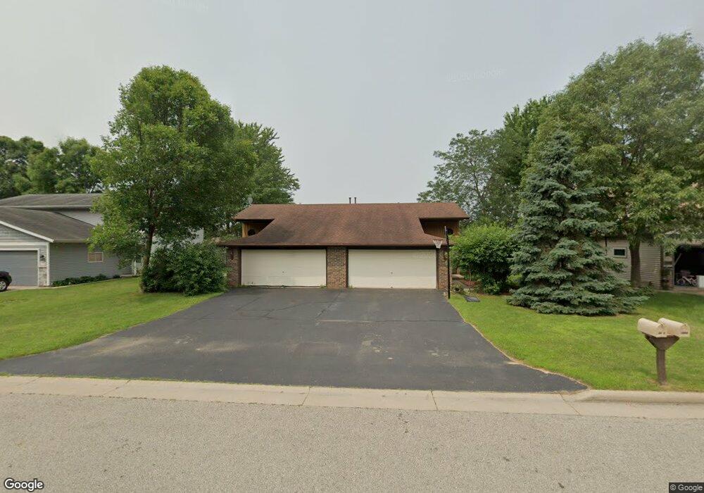 1921 N Whitney Dr, Appleton, WI 54914 - photo 1