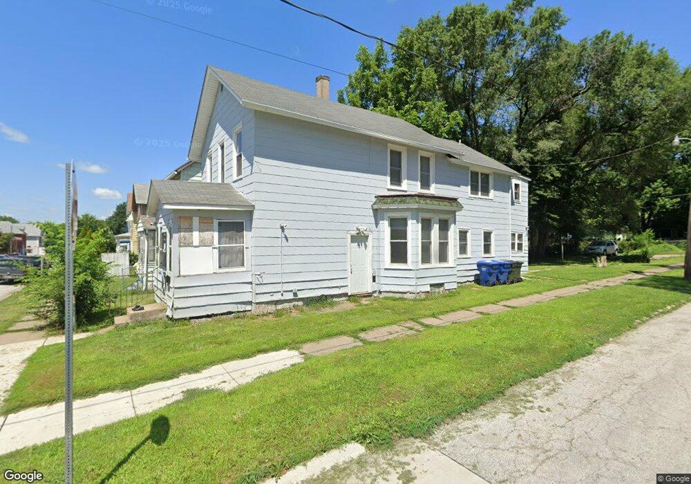 1302 W 7th St, Davenport, IA 52802 - photo 1