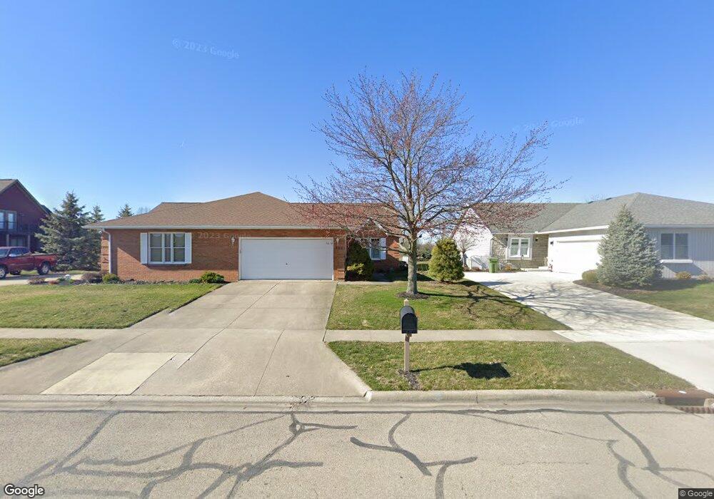 422 Timberview Dr, Marysville, OH 43040 - photo 1