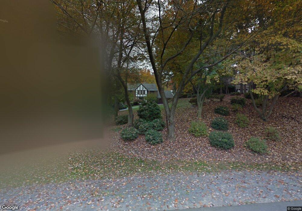 1093 Old Cedar Rd, McLean, VA 22102 - photo 1