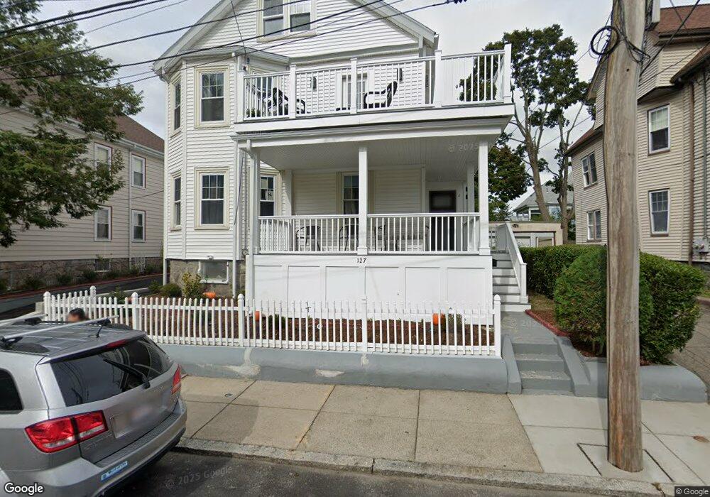 127 Selwyn St unit 1, Roslindale, MA 02131 - photo 1