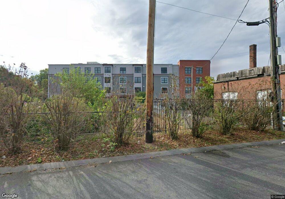 256 Pleasant St, Northampton, MA 01060 - photo 1