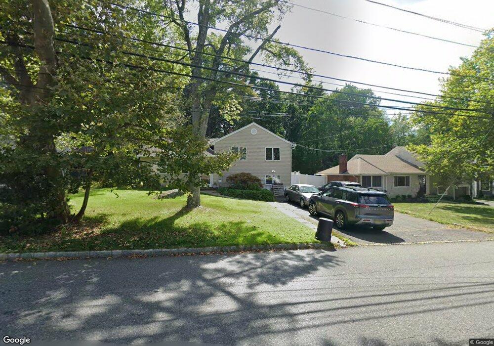 3 Bryant Dr, Livingston, NJ 07039 - photo 1